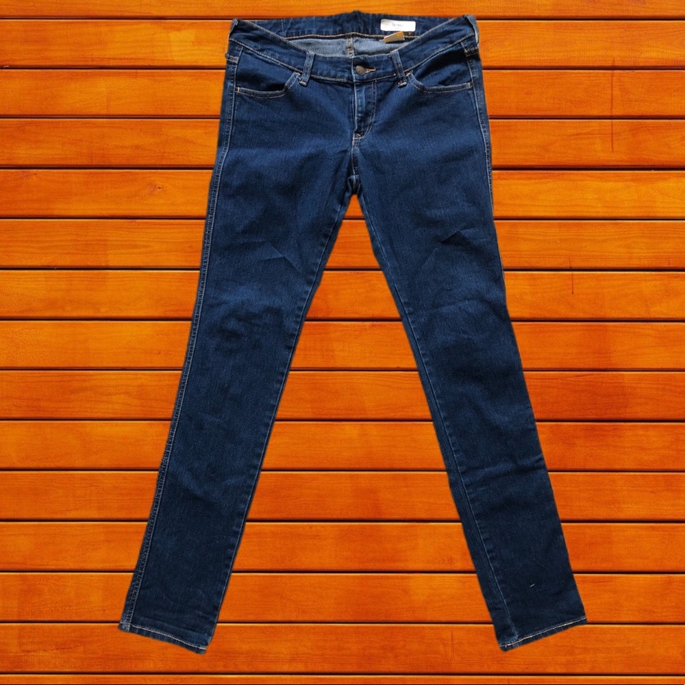 H&M skinny jeans 30/32 fits more like at 29